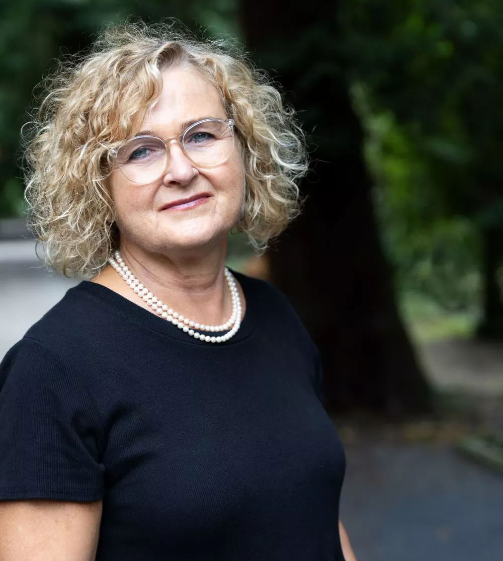 Trauerrednerin in Köln - Beatrix von Kalben